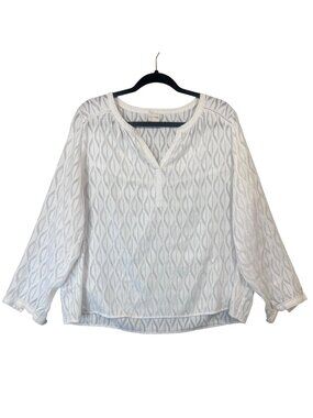 Chicos Sheer Textured White Pattern Long Sleeve Blouse Button Cuffs Size 2/L